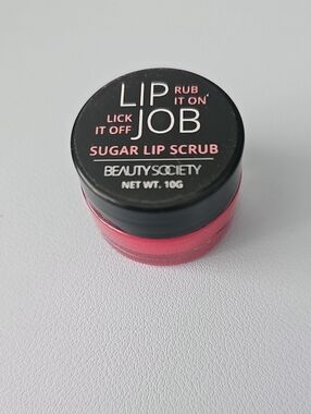 Beauty Society Lip Job Sugar Lip Scrub